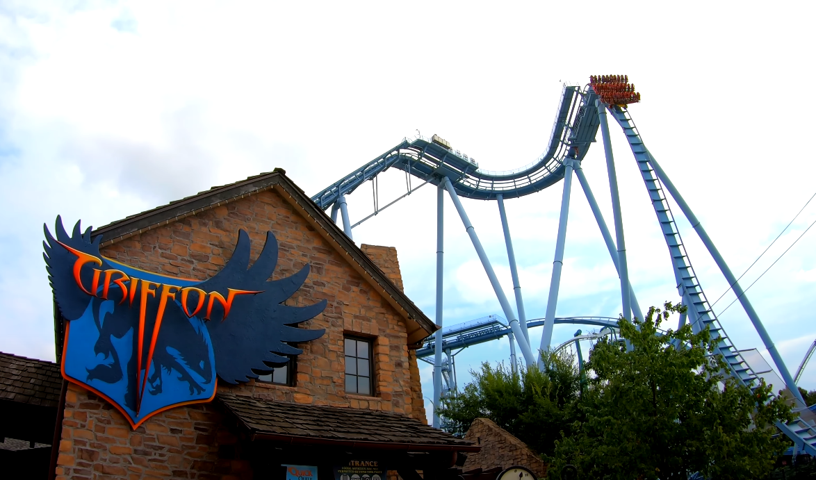 All About Diving Roller Coasters - Themepark Freak