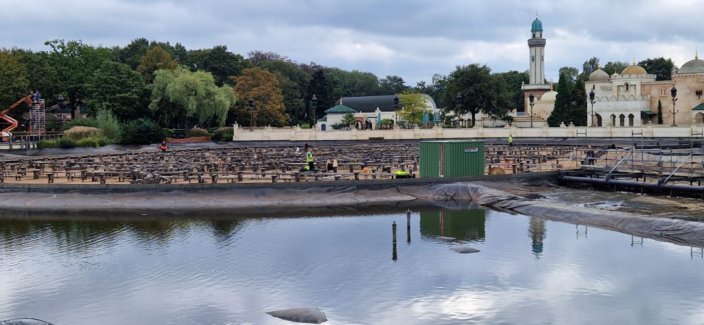 Efteling lake emptied